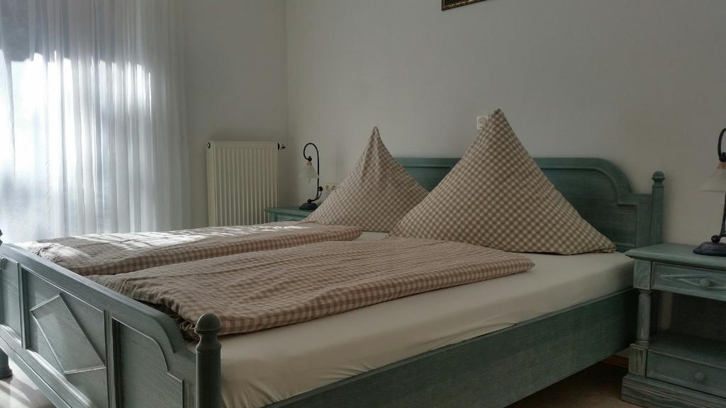 Hotel-Pension Haus Hubertus Weigendorf Pokoj fotografie
